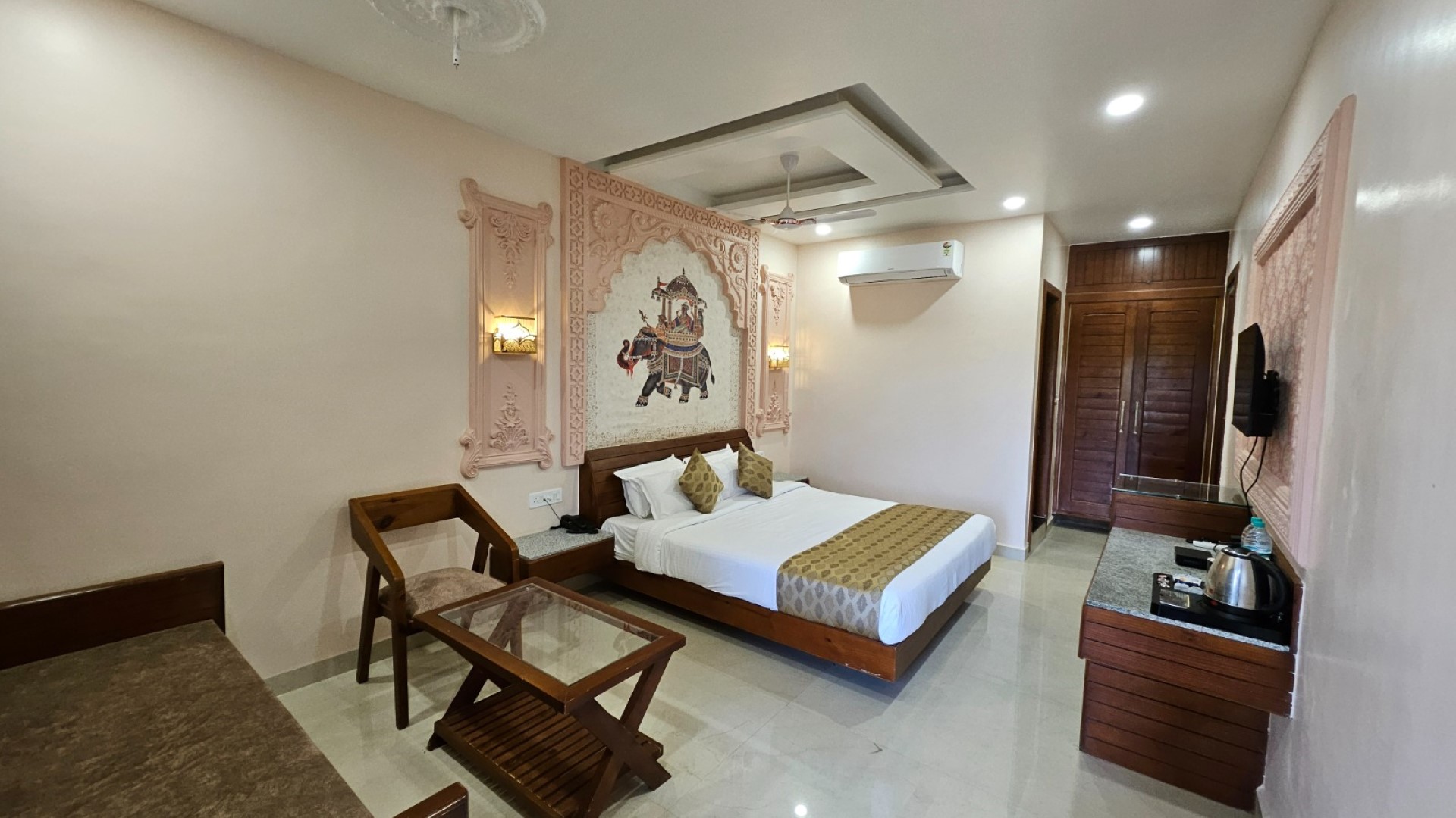 The Mewar Palace & resort
